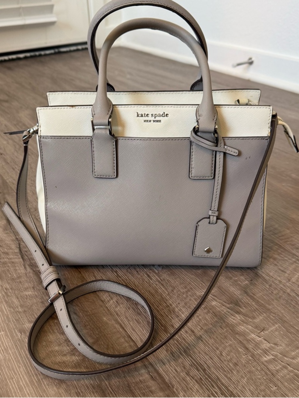 Kate Spade New York Gray & White Saffiano Leather Satchel / Crossbody Bag